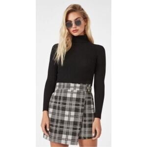 JustFab Black Plaid Knit Wrap Skirt Size XXL